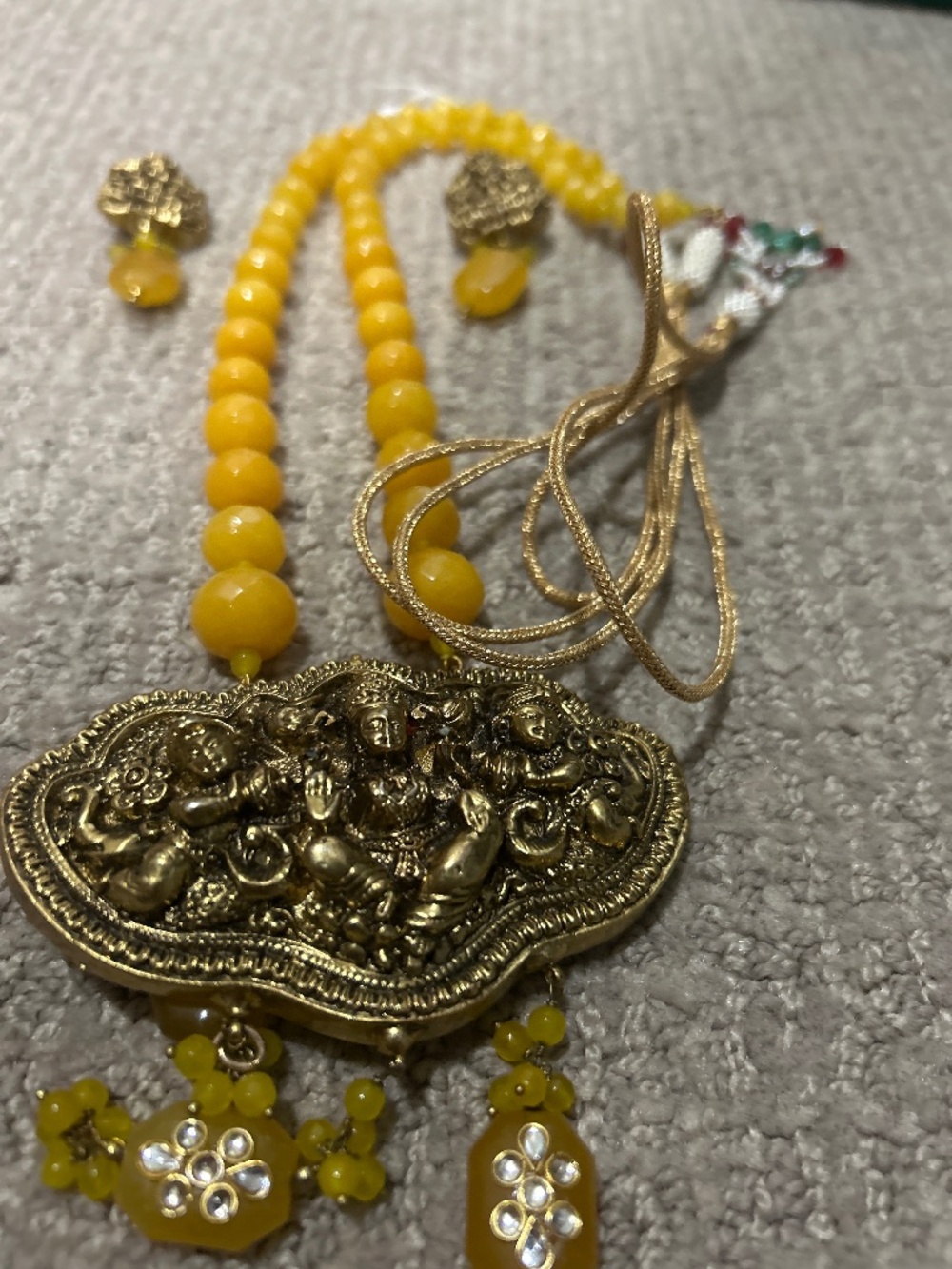 Extremely beautiful Indian Pakistani jewelry set